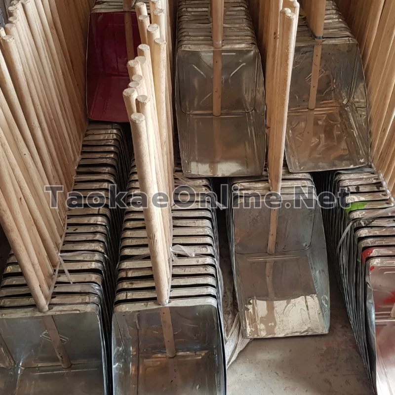 ที่ตักขยะปี๊ป